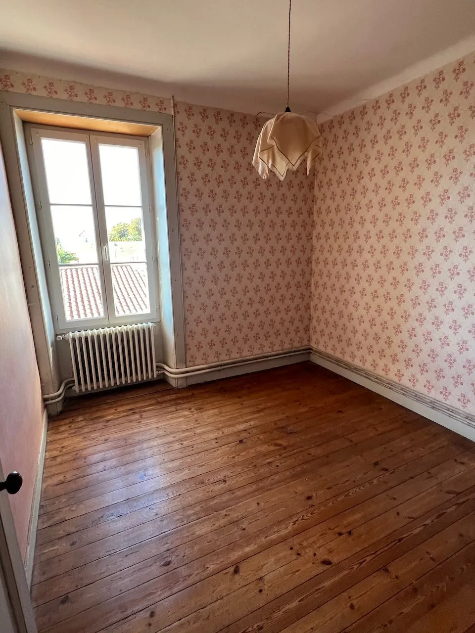 Belle maison en pierres à rénover à Sainte-Hermine (85210) - Terrain de 1610 m² 
