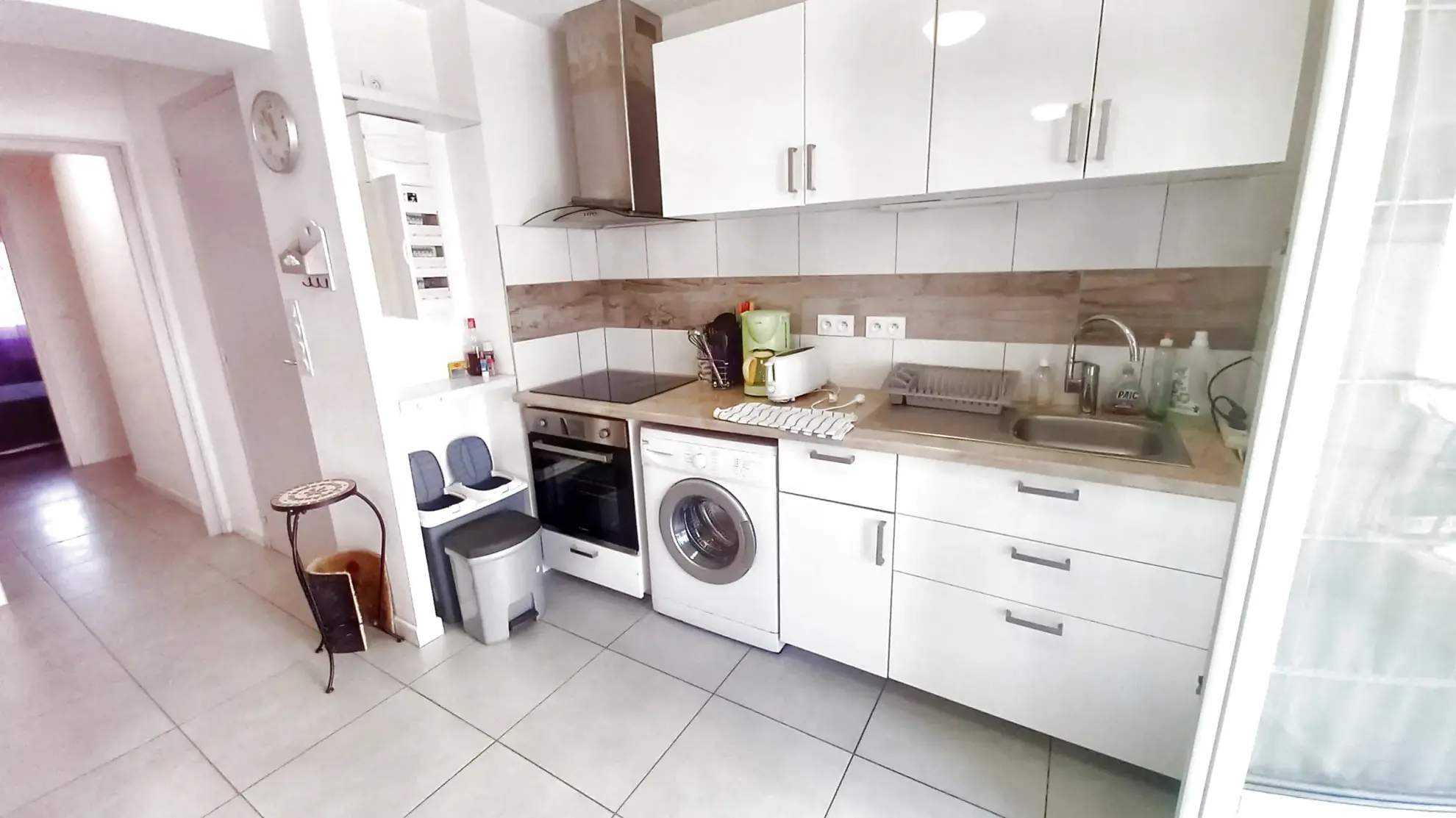 Bel appartement rénové de 64 m² avec cave et balcon à Lamalou-les-Bains 