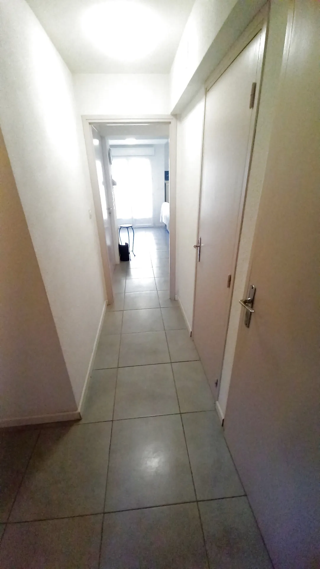 Bel appartement rénové de 64 m² avec cave et balcon à Lamalou-les-Bains 