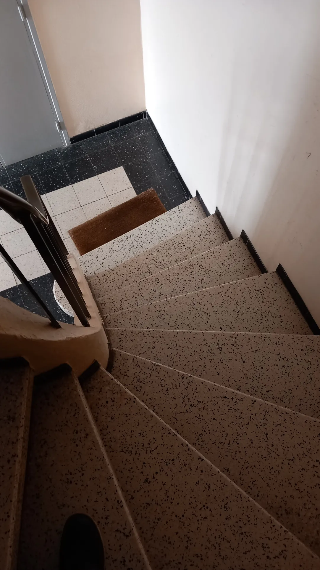 Bel appartement rénové de 64 m² avec cave et balcon à Lamalou-les-Bains 