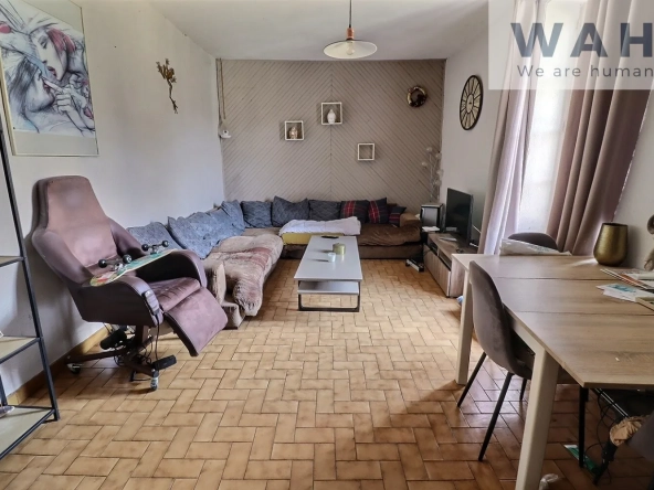 Maison à vendre à Lodeve de 90 m² avec garage et potentiel de rénovation