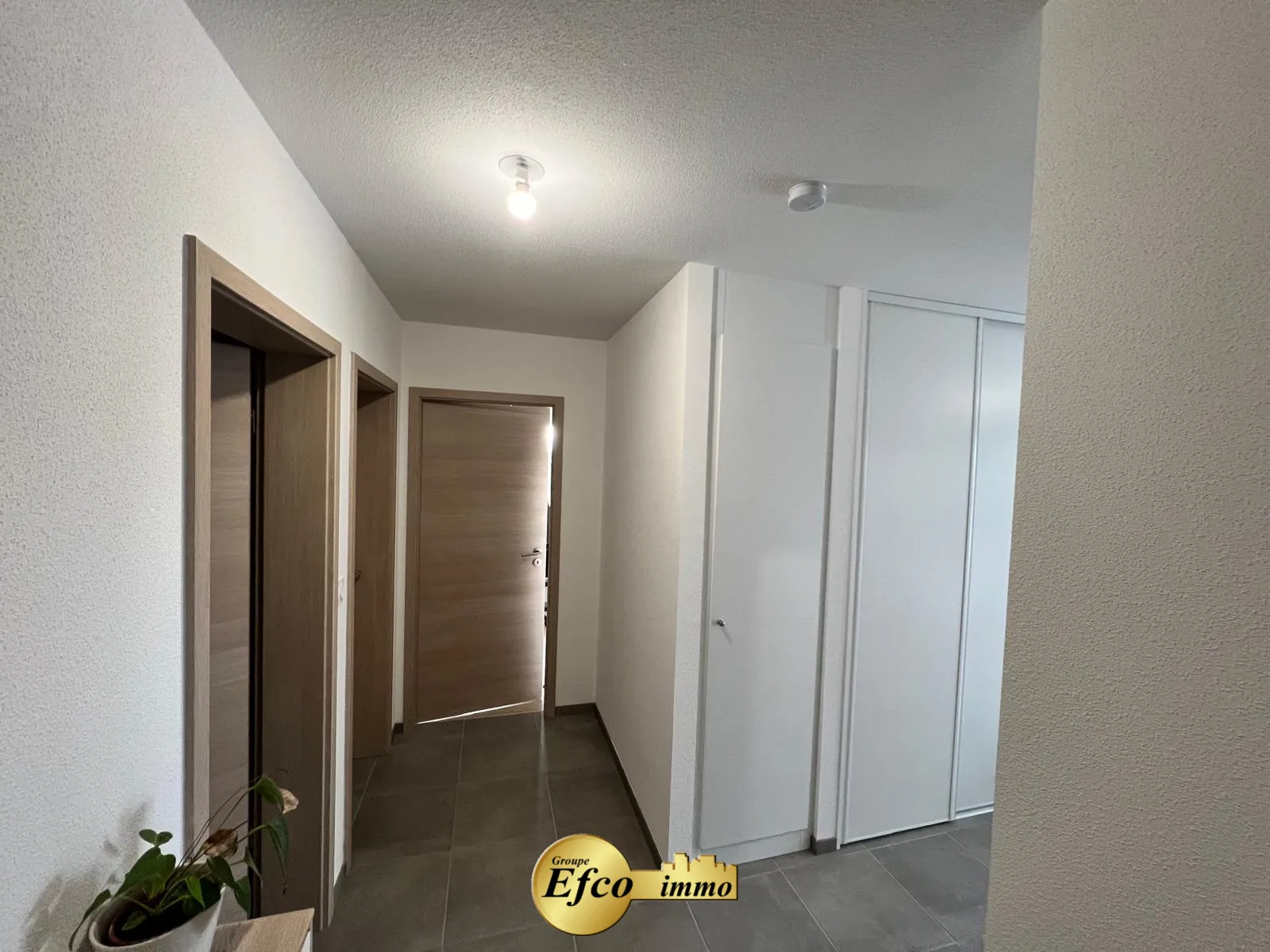 Appartement T3 neuf à St Louis avec terrasse et garage privé 