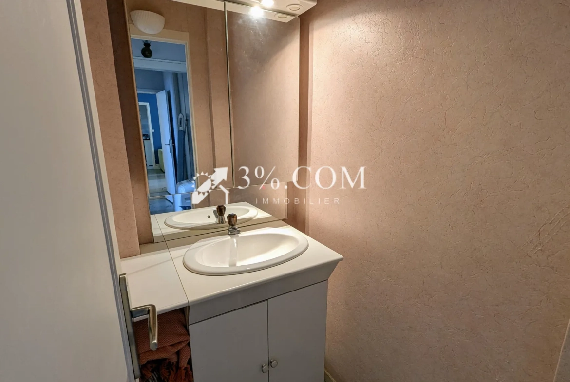 Appartement 4 pièces lumineux avec balcon, cave et parking à Poissy – Quartier Sablons 