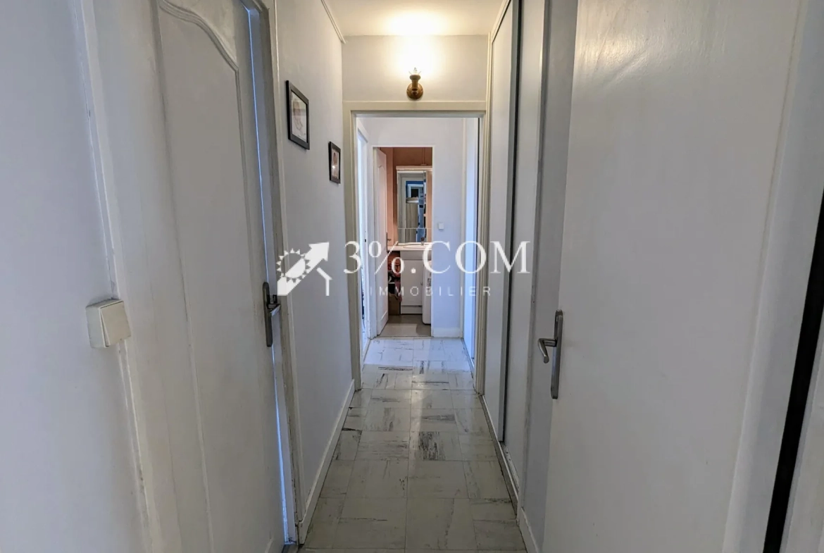 Appartement 4 pièces lumineux avec balcon, cave et parking à Poissy – Quartier Sablons 