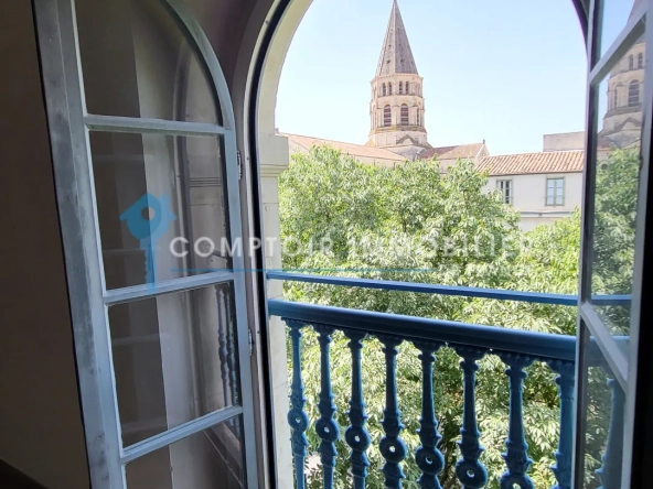 Appartement de 75 m² à vendre dans le quartier Écusson de Nîmes