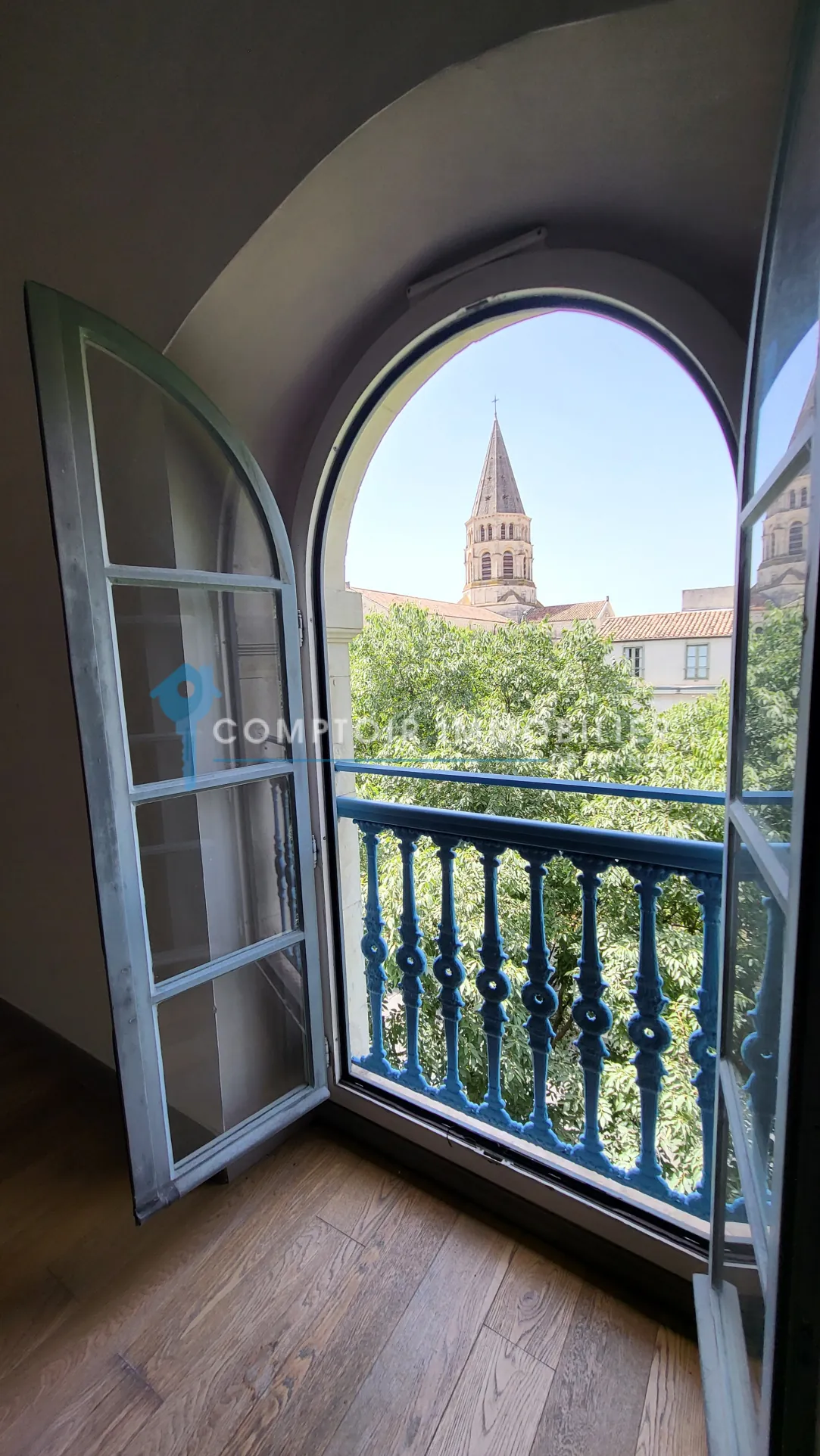 Appartement de 75 m² à vendre dans le quartier Écusson de Nîmes 