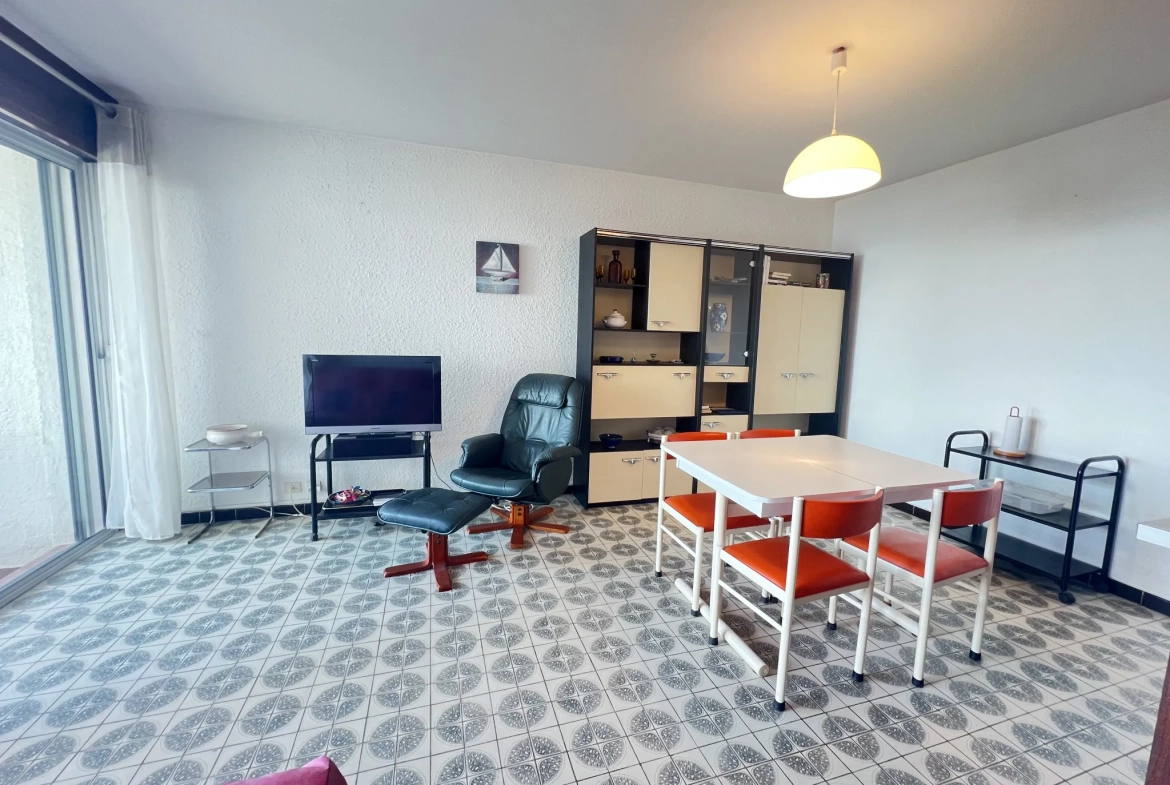 Appartement T2 face à la mer à Le Barcares avec parking et terrasse 