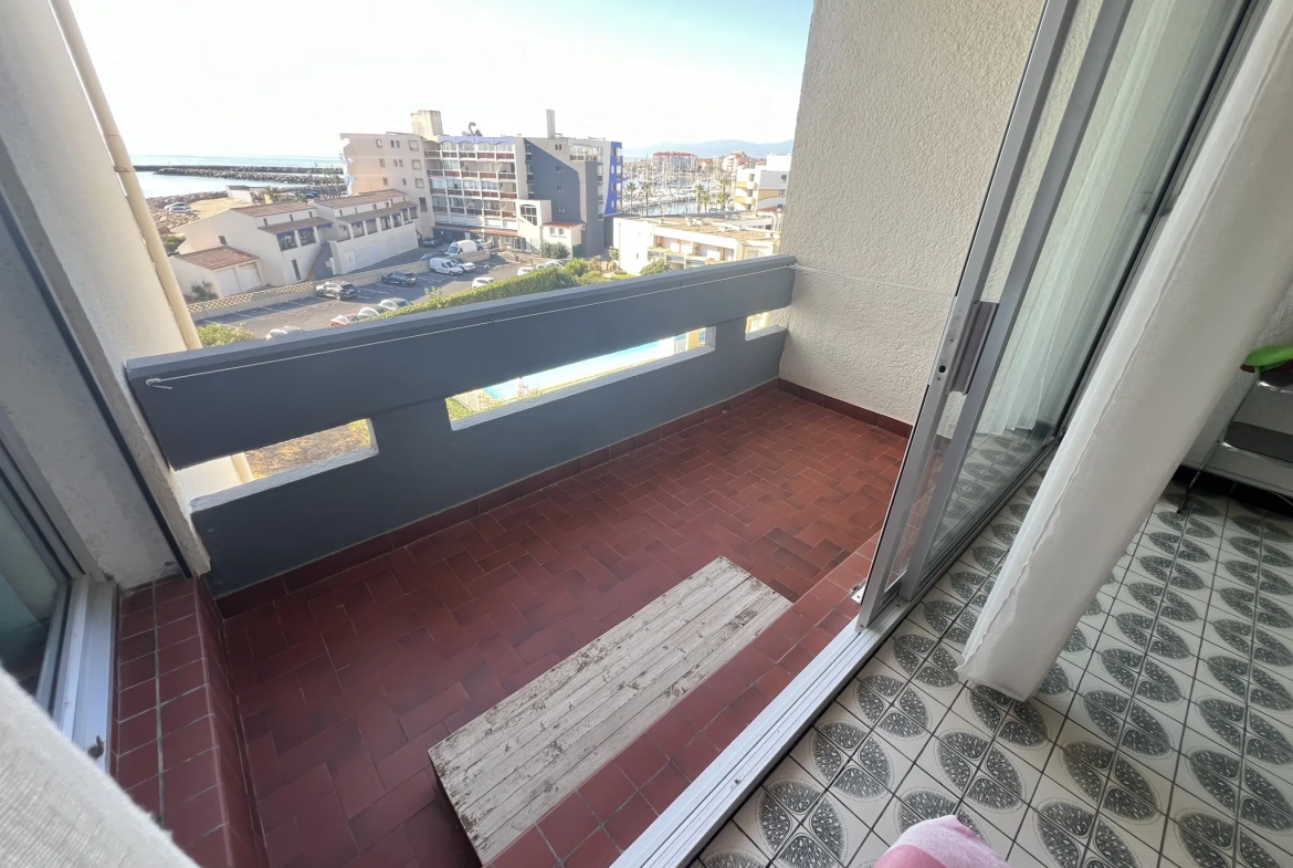 Appartement T2 face à la mer à Le Barcares avec parking et terrasse 