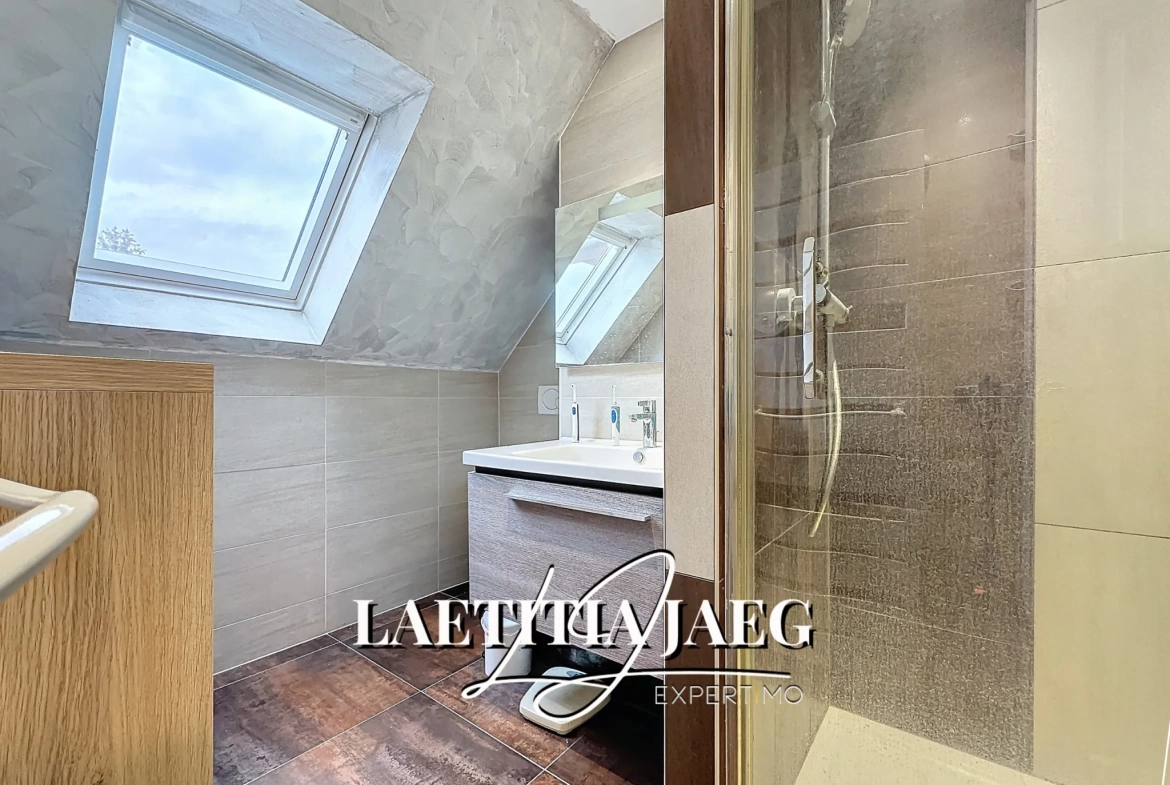 Maison familiale calme à Huttenheim avec garage et terrasse 