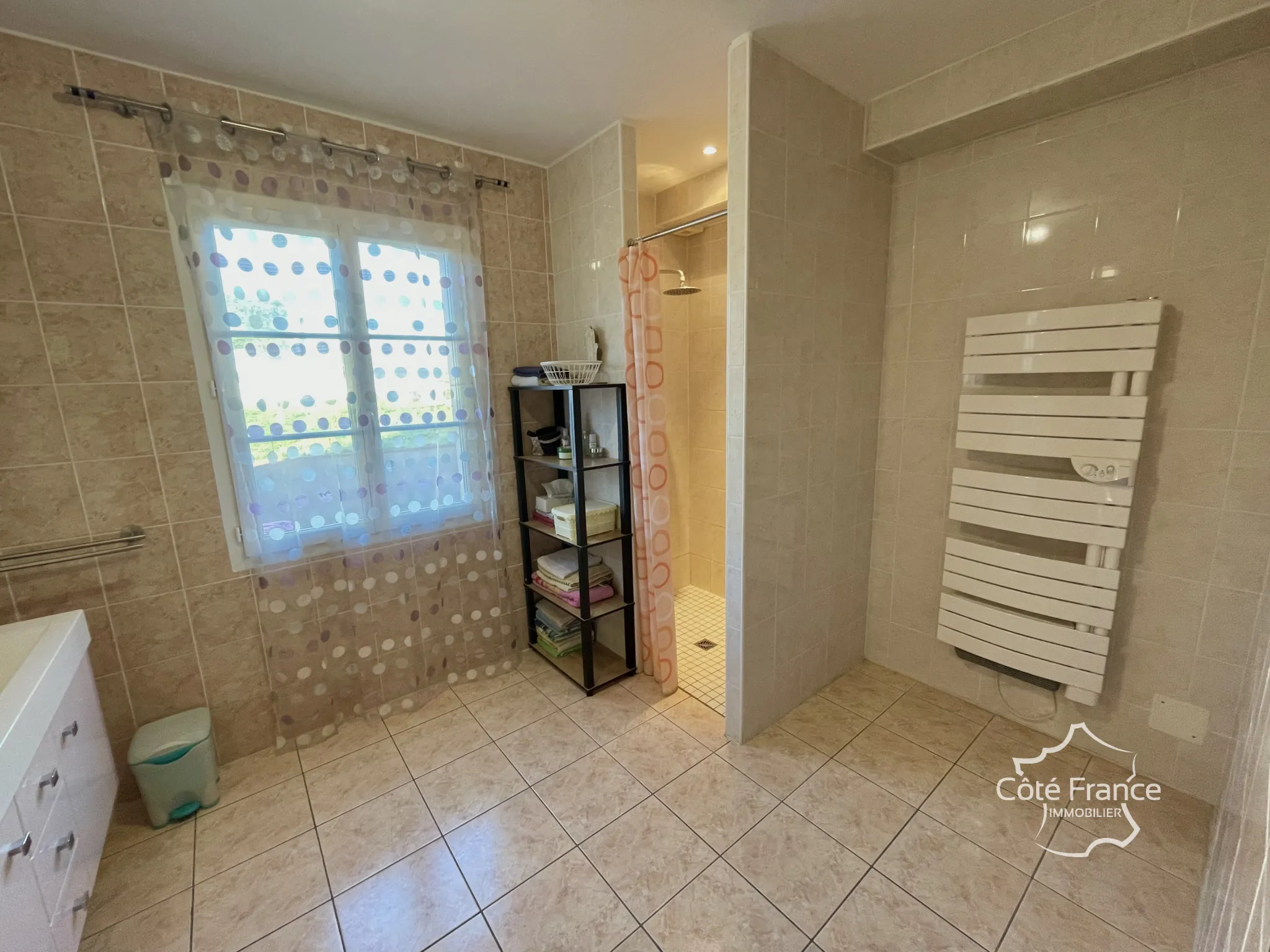 Charmante maison 4 chambres avec jardin sur terrain de 1510m² près d'Avallon 