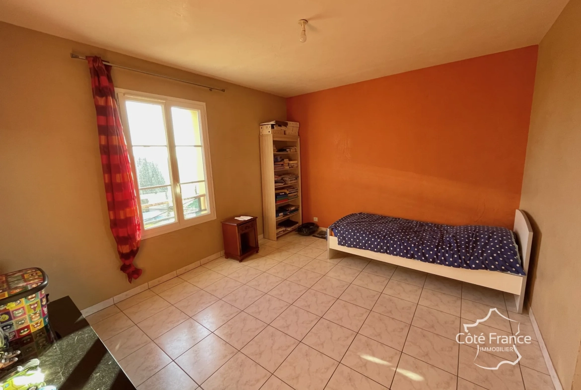 Charmante maison 4 chambres avec jardin sur terrain de 1510m² près d'Avallon 