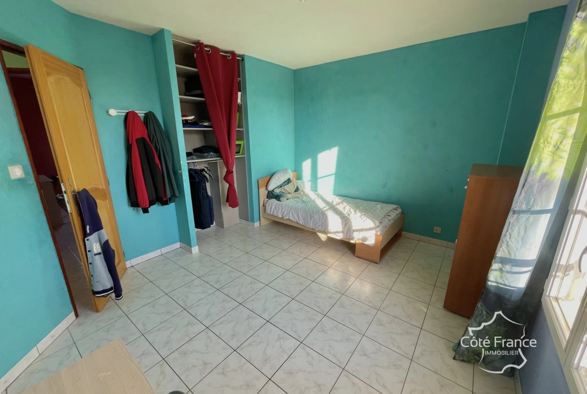 Charmante maison 4 chambres avec jardin sur terrain de 1510m² près d'Avallon 
