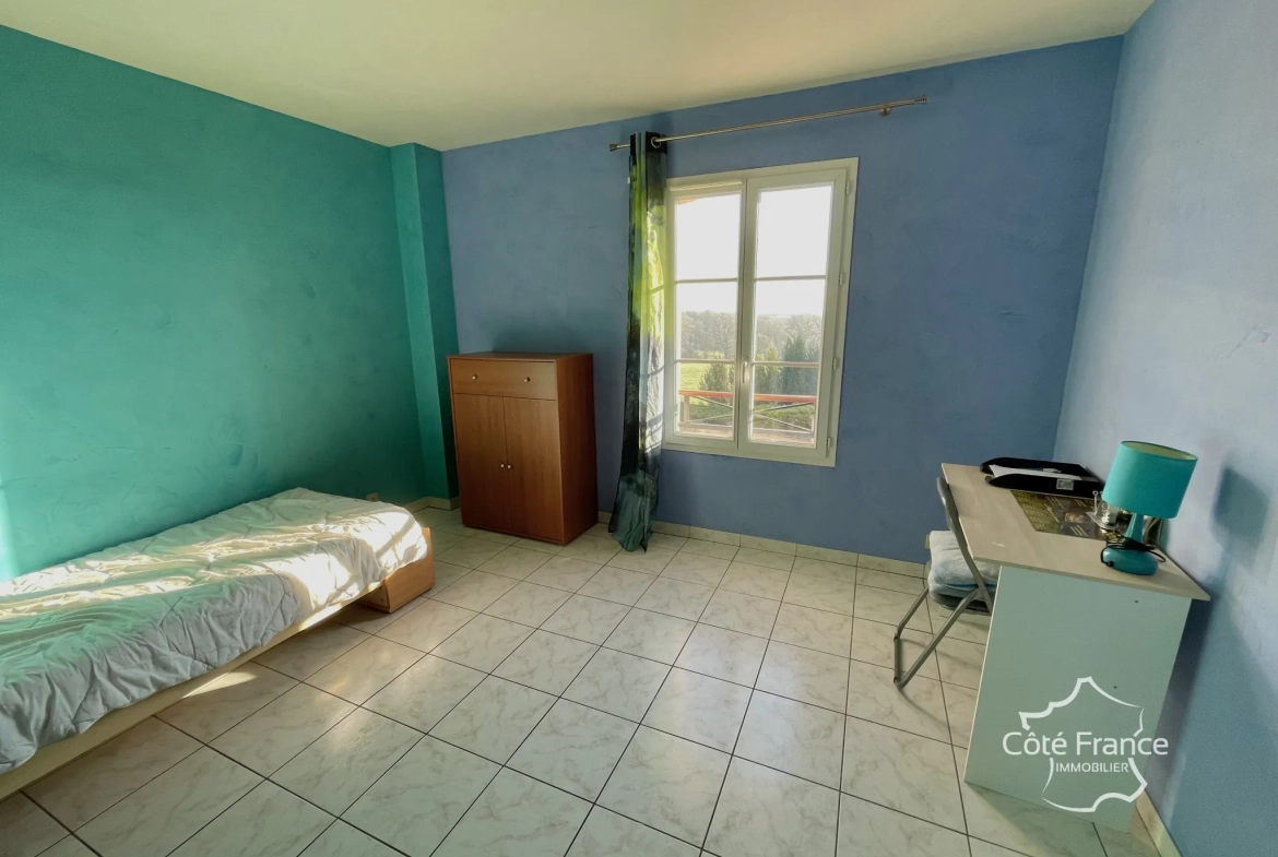Charmante maison 4 chambres avec jardin sur terrain de 1510m² près d'Avallon 