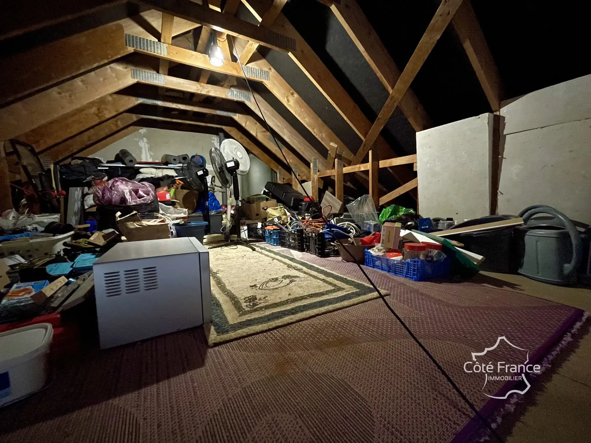 Charmante maison 4 chambres avec jardin sur terrain de 1510m² près d'Avallon 