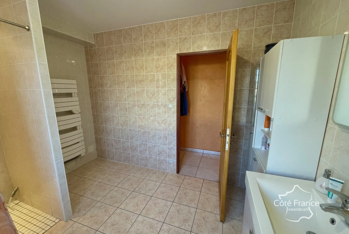 Charmante maison 4 chambres avec jardin sur terrain de 1510m² près d'Avallon 