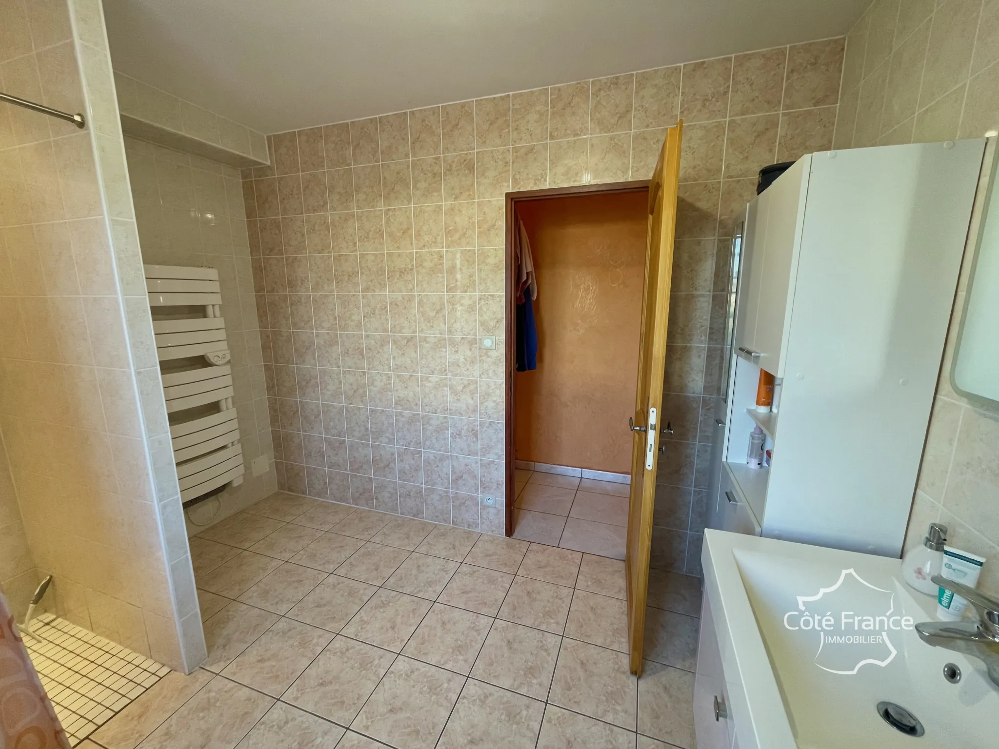 Charmante maison 4 chambres avec jardin sur terrain de 1510m² près d'Avallon 