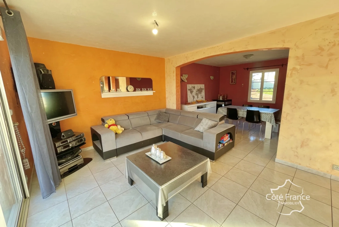 Charmante maison 4 chambres avec jardin sur terrain de 1510m² près d'Avallon 