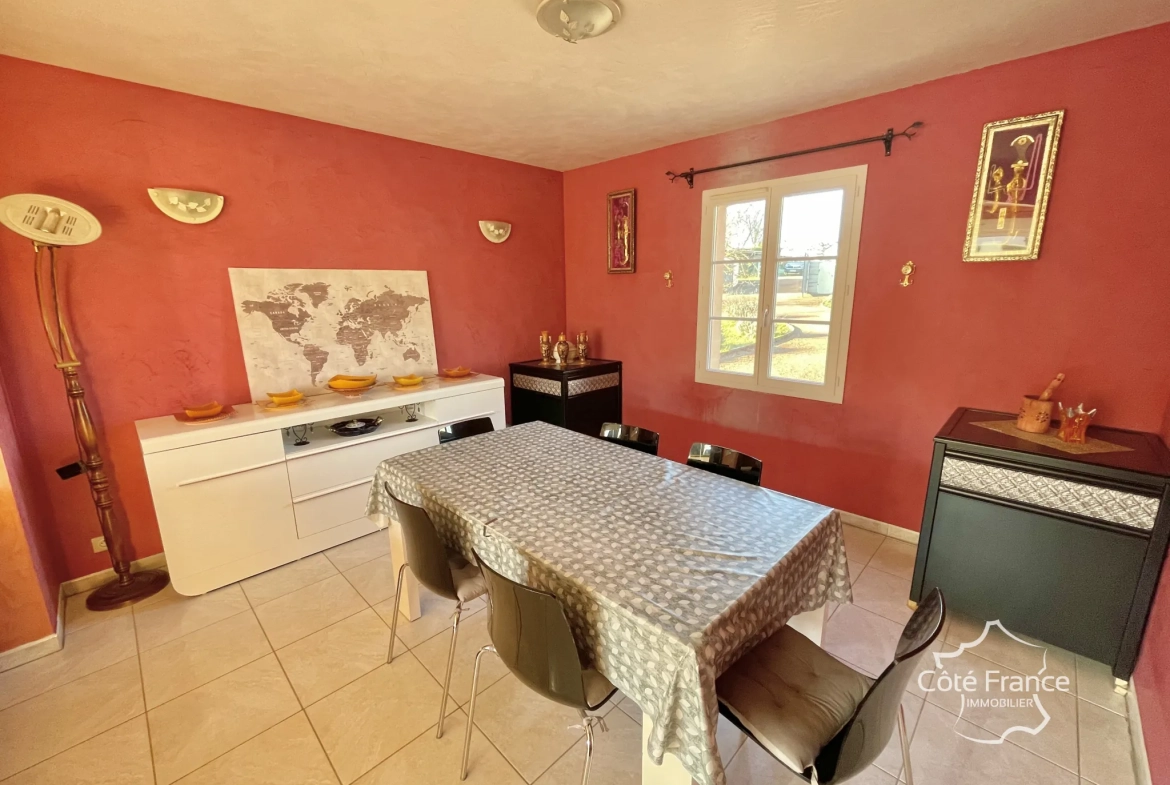 Charmante maison 4 chambres avec jardin sur terrain de 1510m² près d'Avallon 