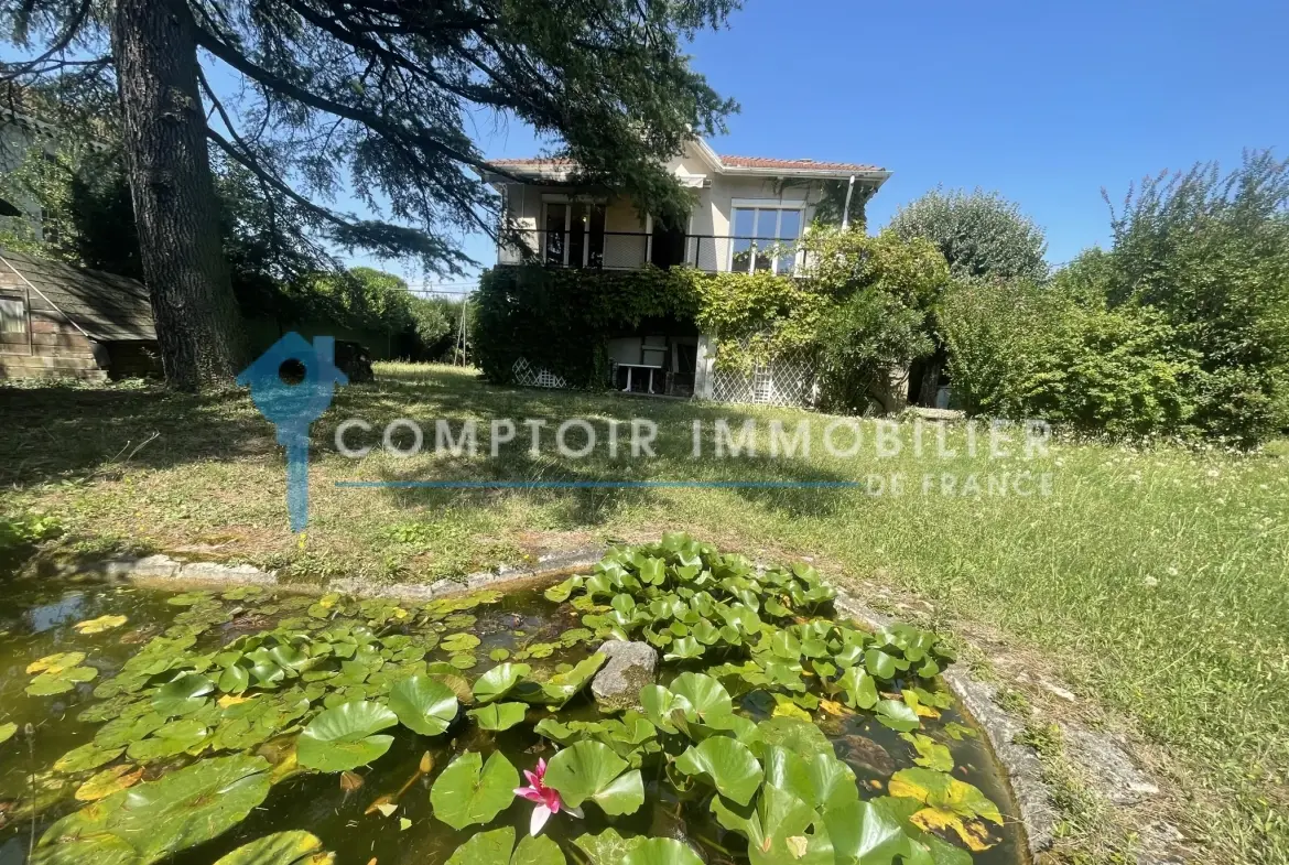 Maison 4 chambres avec jardin arboré à Romans-sur-Isère, quartier Bellevue 