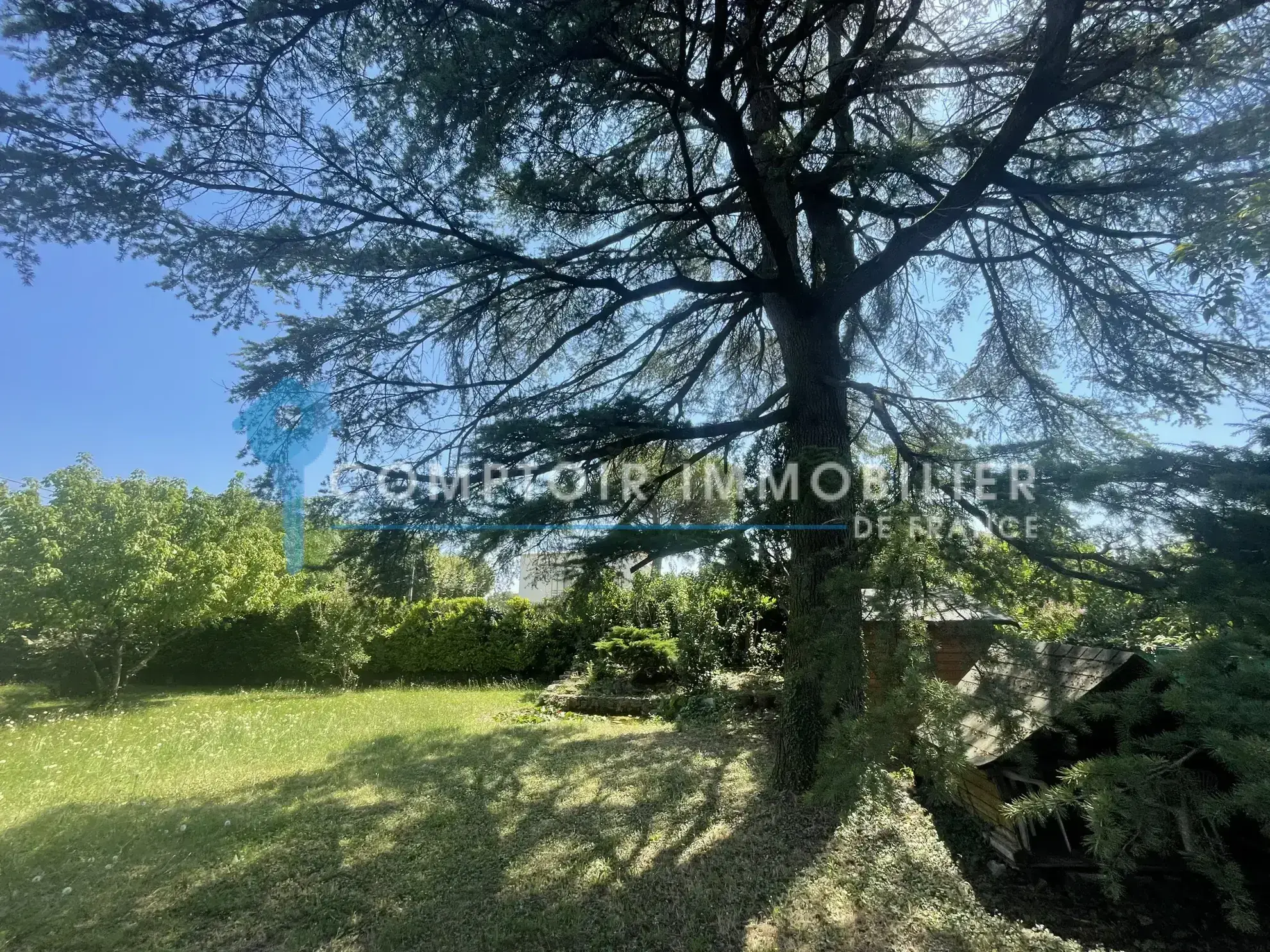 Maison 4 chambres avec jardin arboré à Romans-sur-Isère, quartier Bellevue 