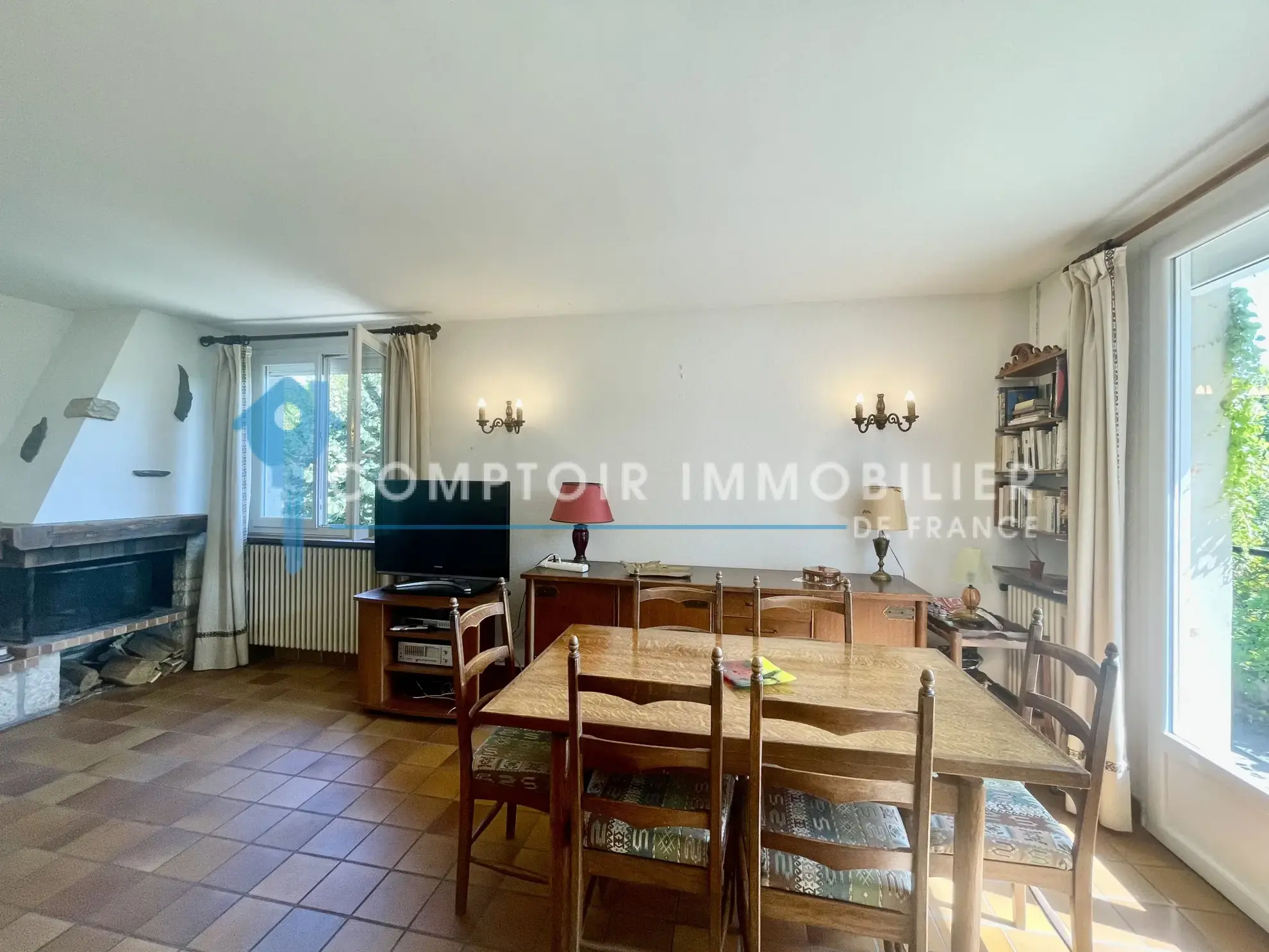 Maison 4 chambres avec jardin arboré à Romans-sur-Isère, quartier Bellevue 