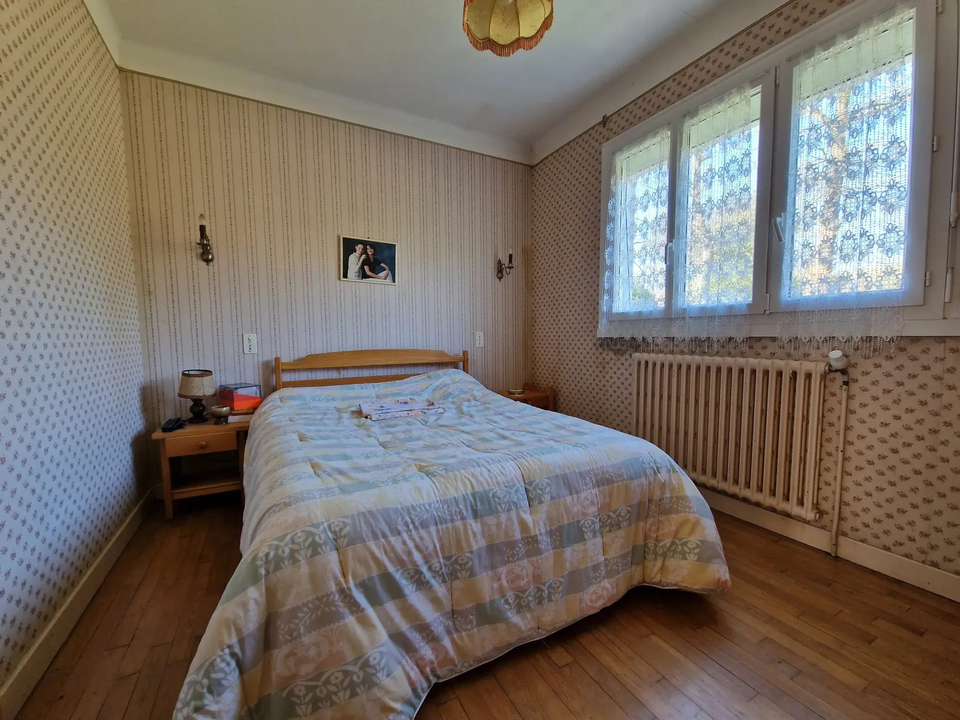 Maison à vendre à Saint-Nicolas-du-Pelem avec jardin, véranda et garage 