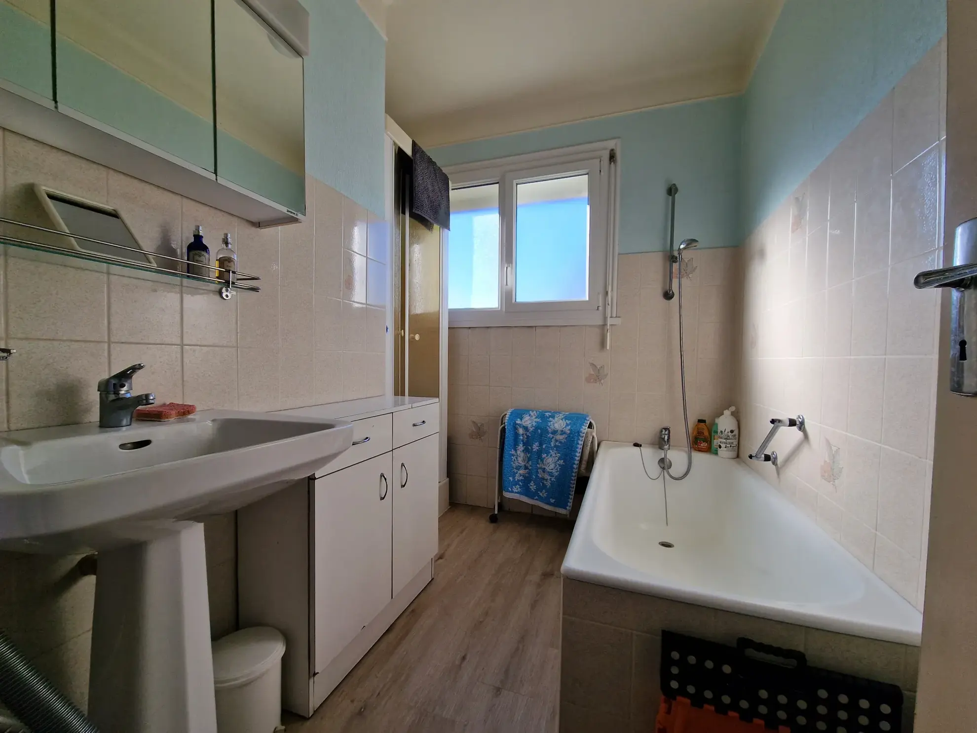 Maison à vendre à Saint-Nicolas-du-Pelem avec jardin, véranda et garage 