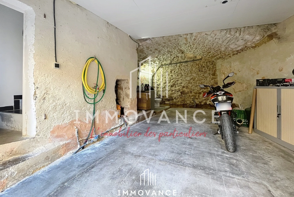 Maison de village rénovée de 50 m² avec garage à Fabregues 