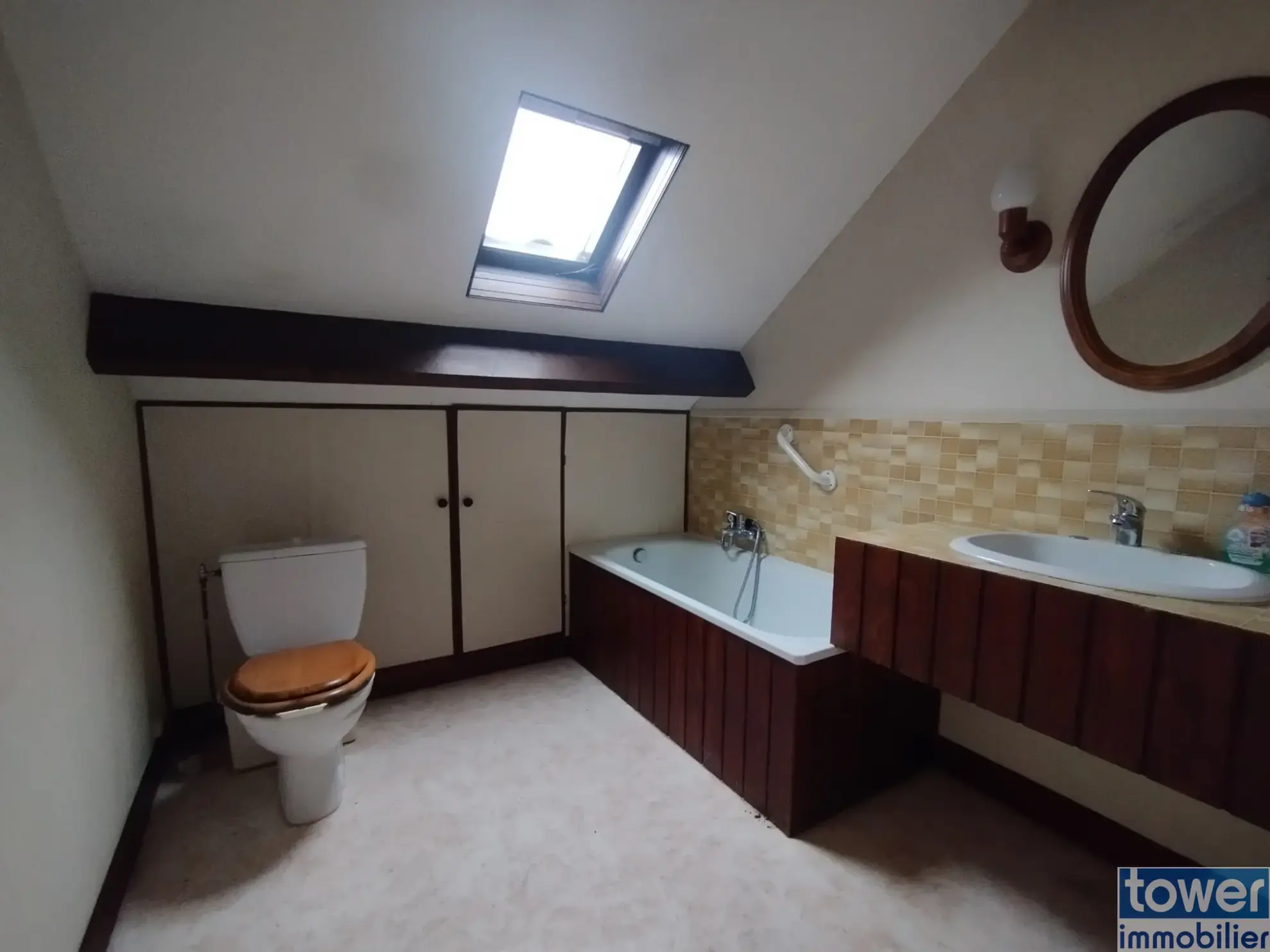 Charmante maison à Noyon (60400) avec grand terrain et potentiel d’évolutions 