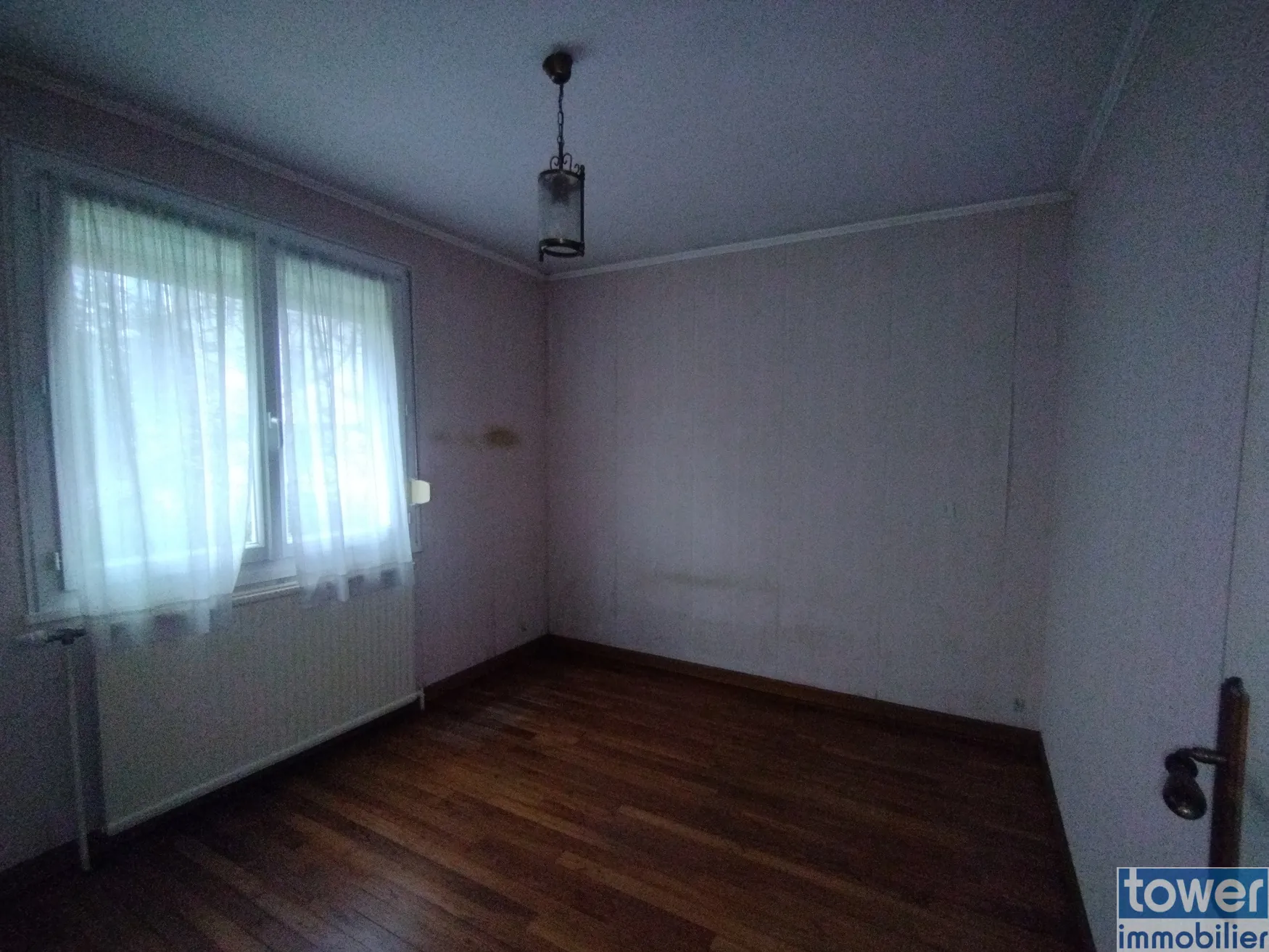 Charmante maison à Noyon (60400) avec grand terrain et potentiel d’évolutions 