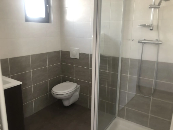 Appartement T1 avec terrasse et piscine à Aix-en-Provence - Investissement rentable 