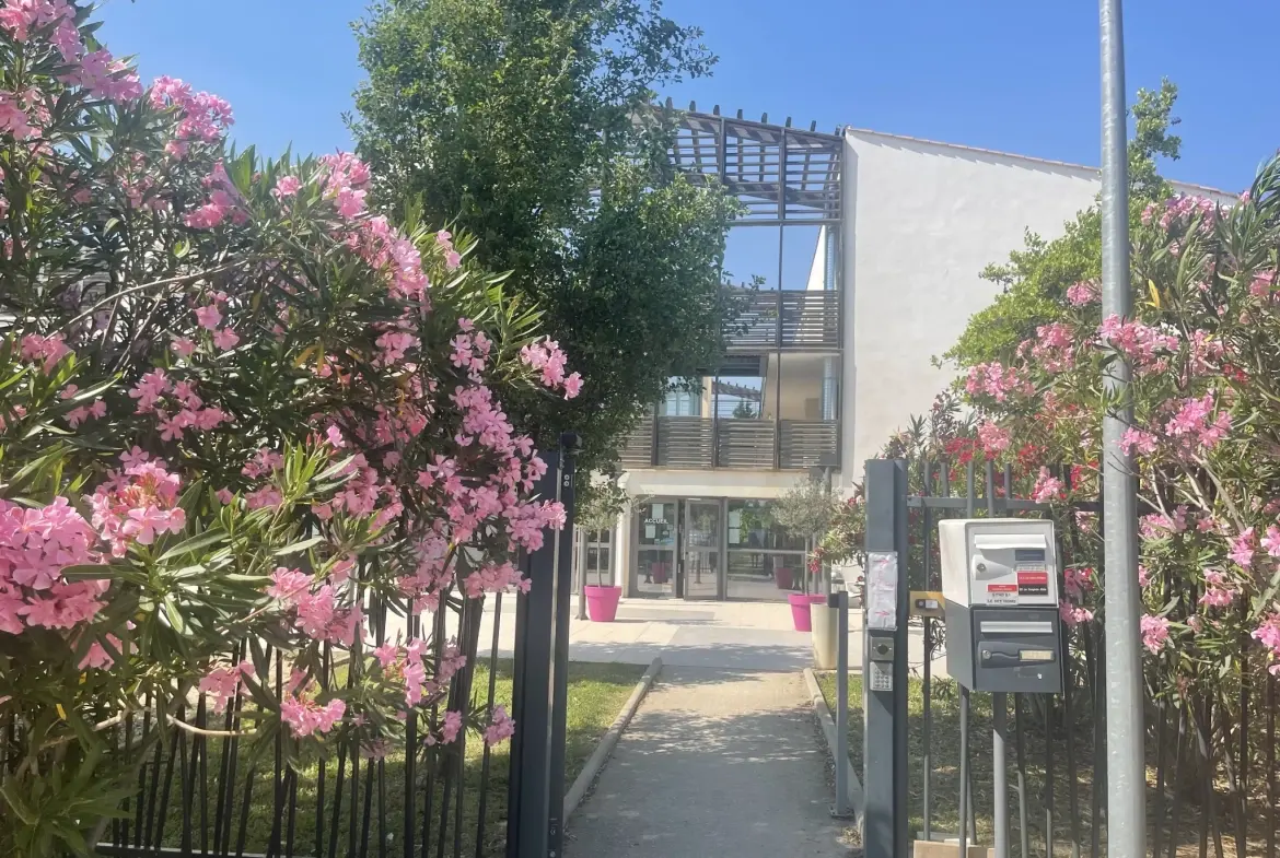 Appartement T1 avec terrasse et piscine à Aix-en-Provence - Investissement rentable 