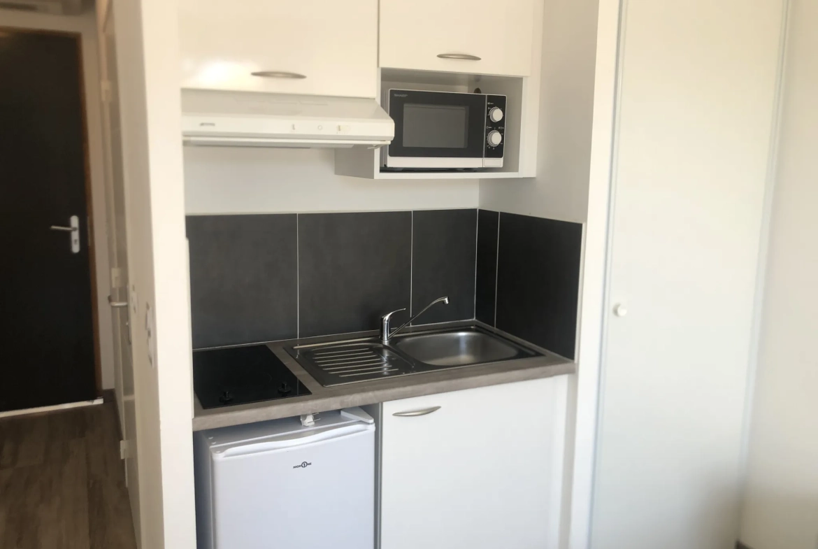 Appartement T1 avec terrasse et piscine à Aix-en-Provence - Investissement rentable 