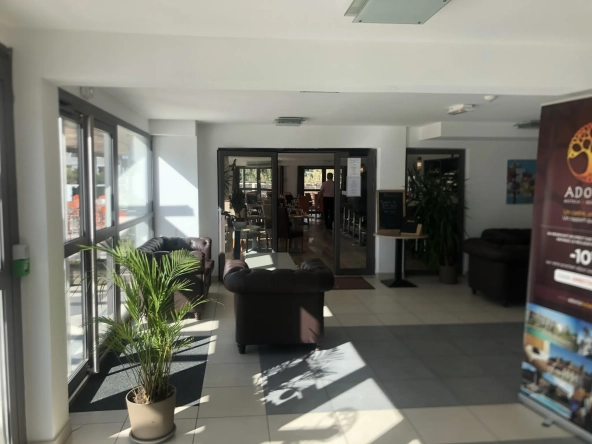 Appartement T1 avec terrasse et piscine à Aix-en-Provence - Investissement rentable 