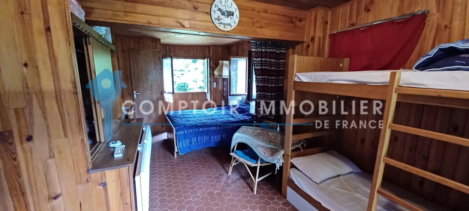 Chalet à vendre au Mourtis à proximité du domaine skiable et des sentiers de randonnée 