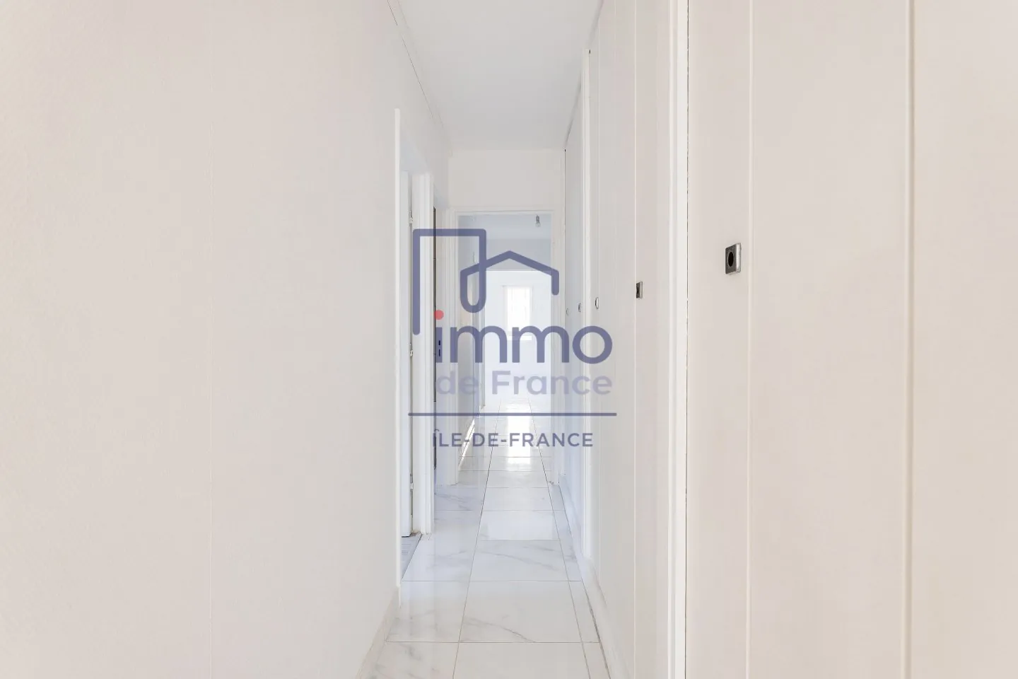 Appartement rénové de 64,5 m² à Sarcelles, proche écoles et transports 