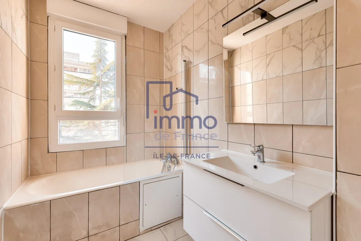 Appartement rénové de 64,5 m² à Sarcelles, proche écoles et transports 