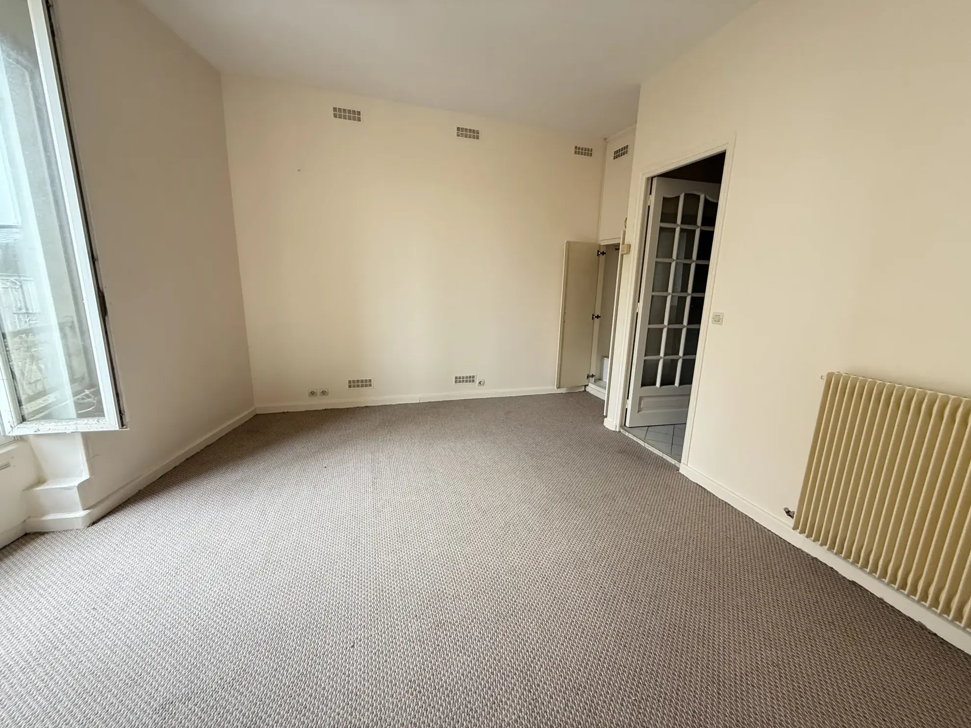 Appartement 3 pièces en centre-ville de Palaiseau avec jardin et cave 
