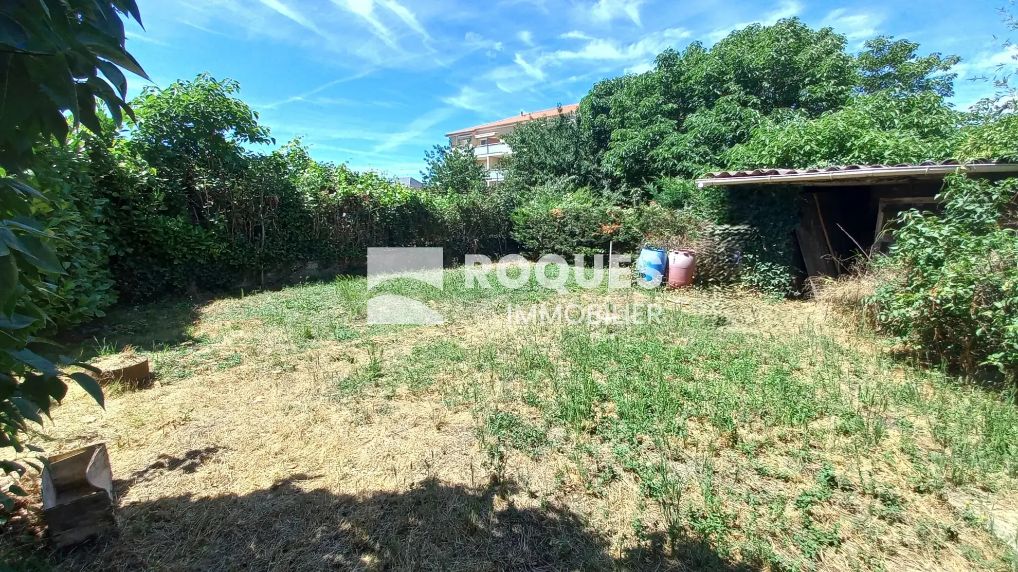 Maison ancienne avec jardin et terrasse à Millau près du centre-ville 