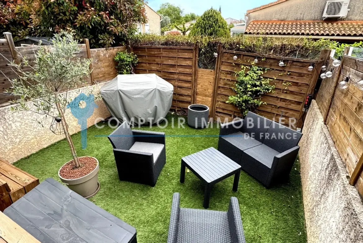 Villa mitoyenne 3 chambres avec terrasse à Vergeze, copropriété calme et bien entretenue 