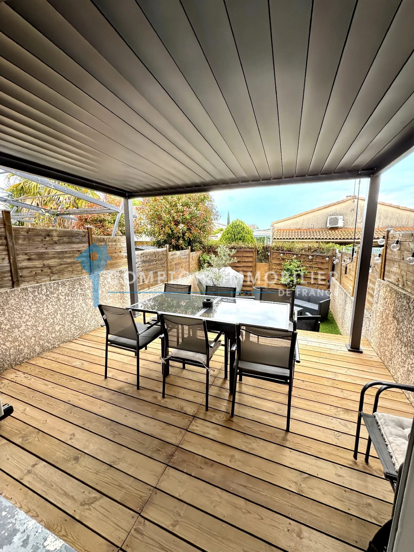 Villa mitoyenne 3 chambres avec terrasse à Vergeze, copropriété calme et bien entretenue 