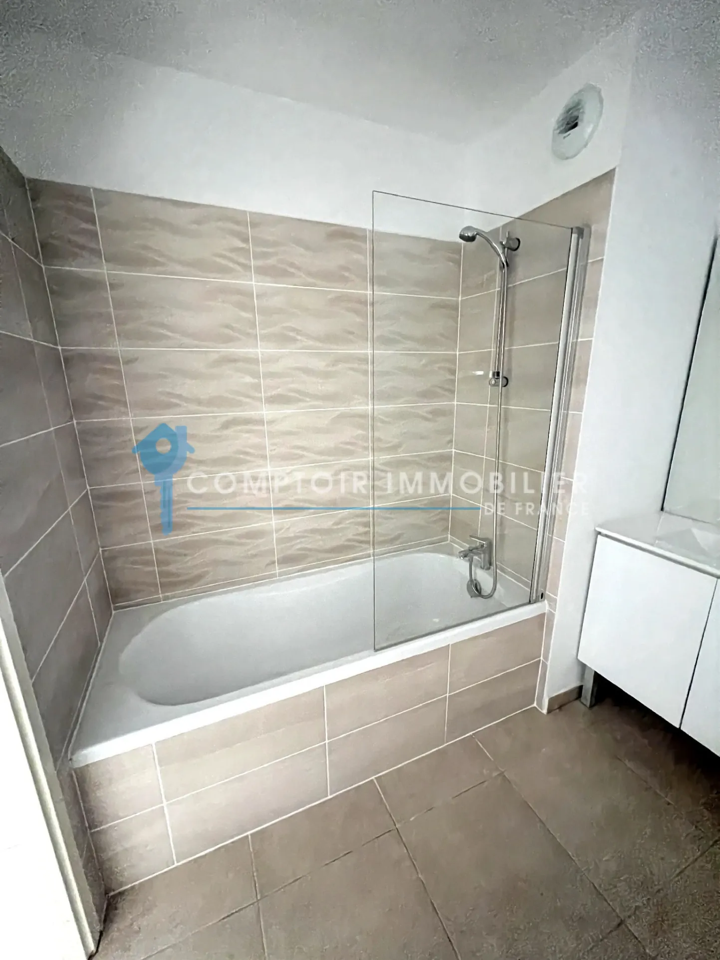 Appartement T3 avec terrasse et parking à Montpellier – Emplacement stratégique 
