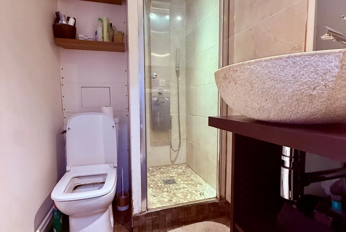 Appartement T2 duplex lumineux à Caen centre, idéal investisseur 