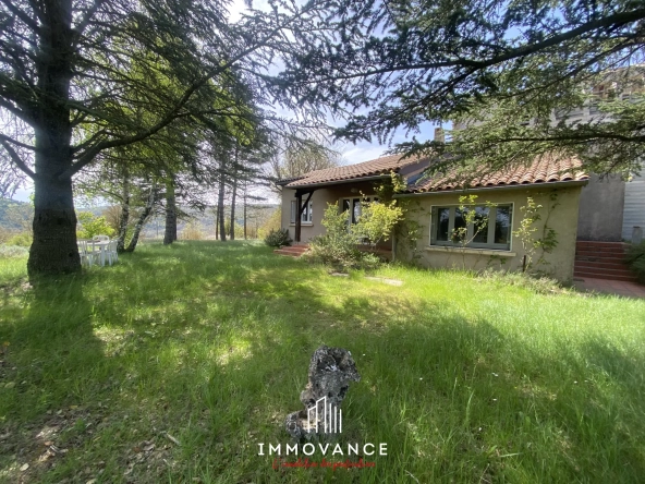 Maison de campagne de 100 m² avec potentiel et terrain de 5000 m² à La Roque Ste Marguerite
