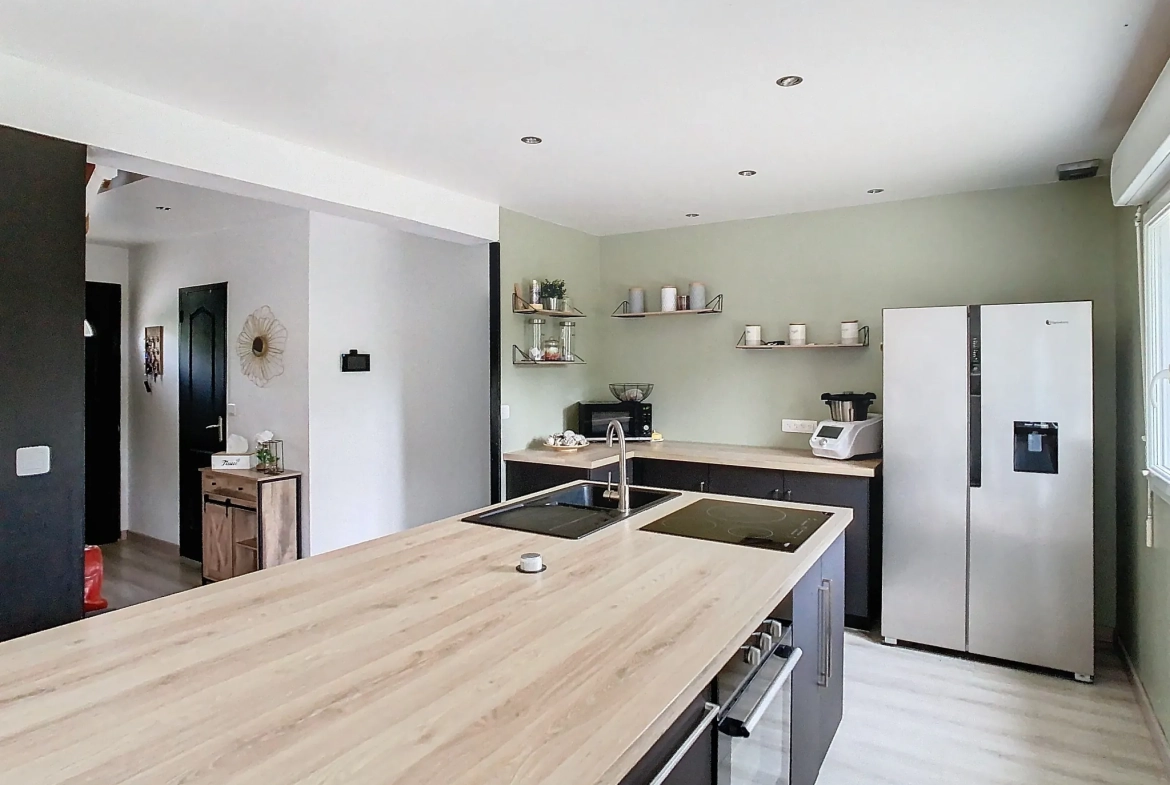 Pavillon rénové avec terrain clos proche de Villers-Bocage et Caen 