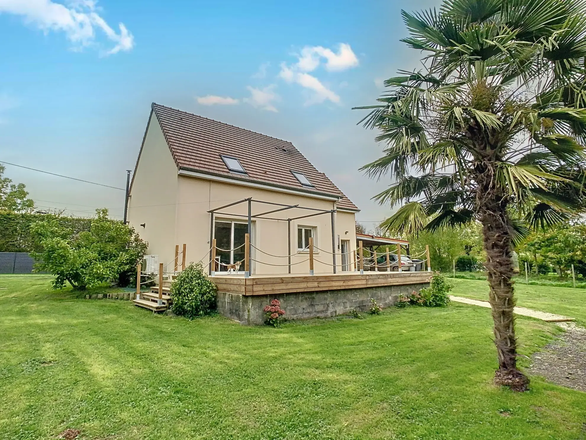 Pavillon rénové avec terrain clos proche de Villers-Bocage et Caen 