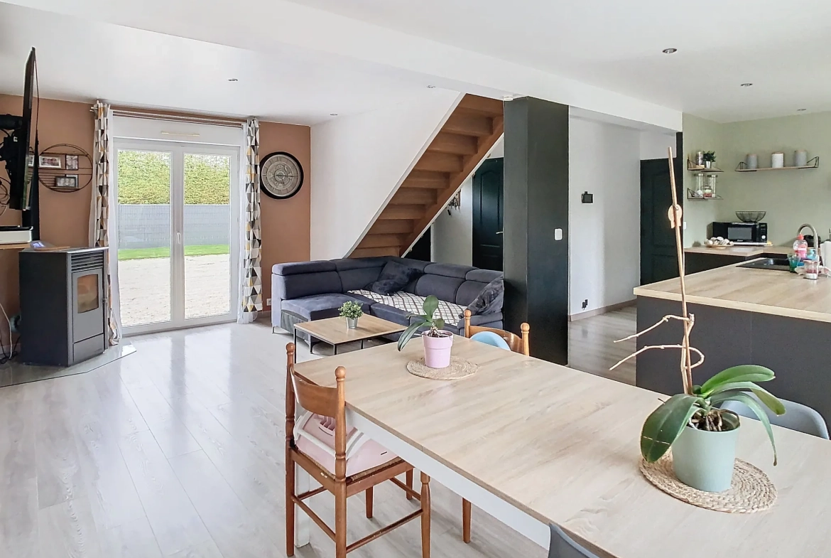 Pavillon rénové avec terrain clos proche de Villers-Bocage et Caen 