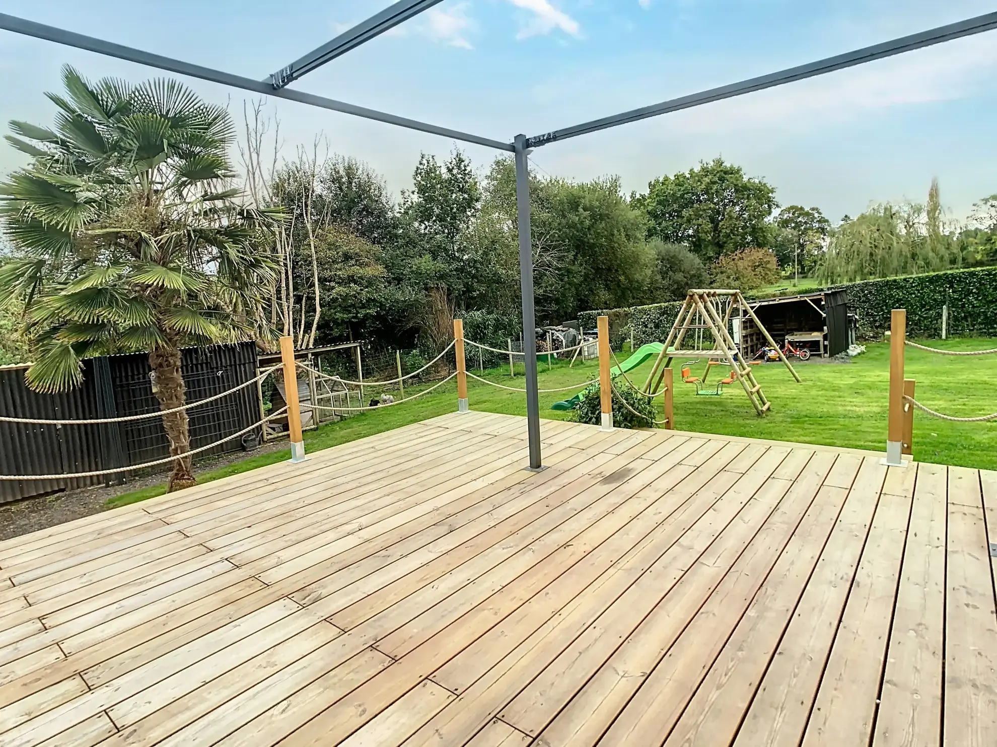 Pavillon rénové avec terrain clos proche de Villers-Bocage et Caen 