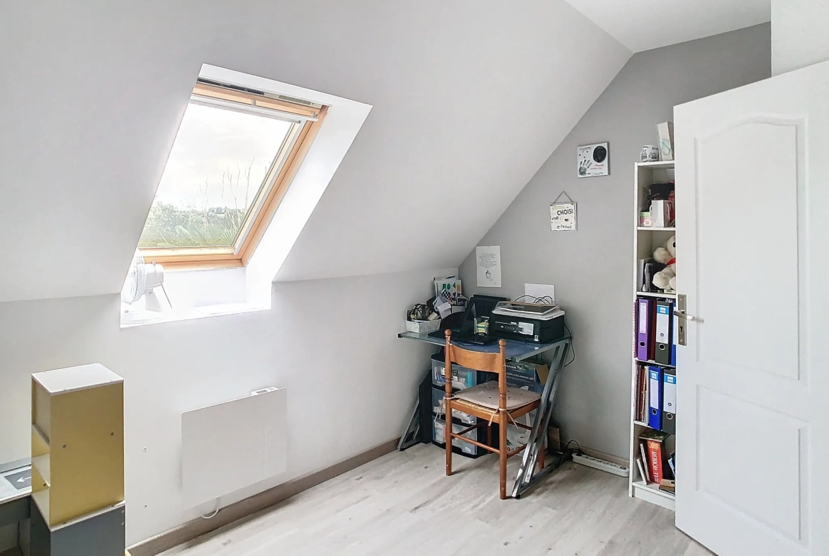 Pavillon rénové avec terrain clos proche de Villers-Bocage et Caen 