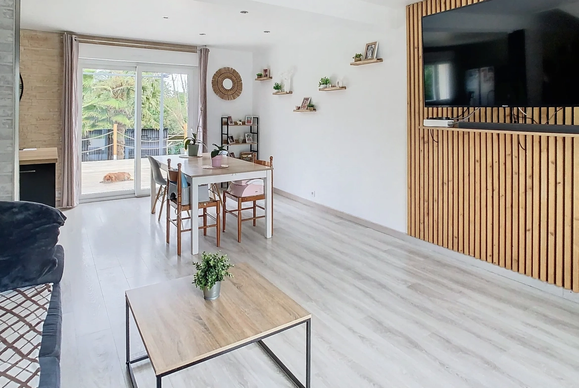 Pavillon rénové avec terrain clos proche de Villers-Bocage et Caen 